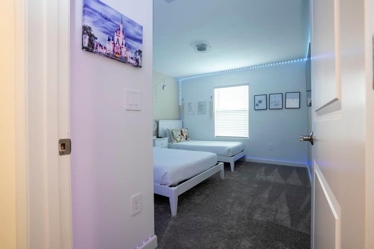 Gorgeous 4 Bedroom W Screened Pool Close To Disney 2653 Kissimmee Bagian luar foto