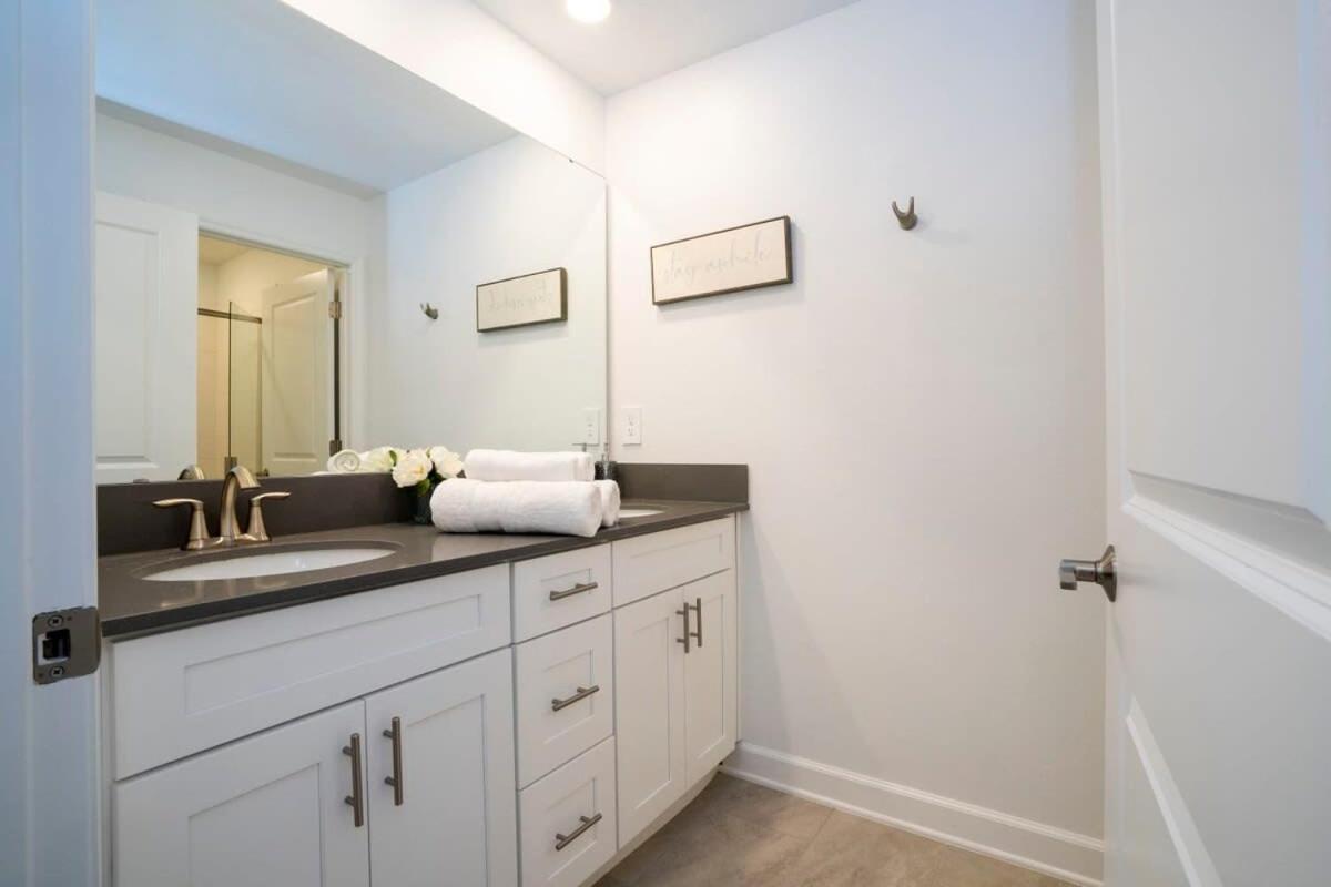 Gorgeous 4 Bedroom W Screened Pool Close To Disney 2653 Kissimmee Bagian luar foto