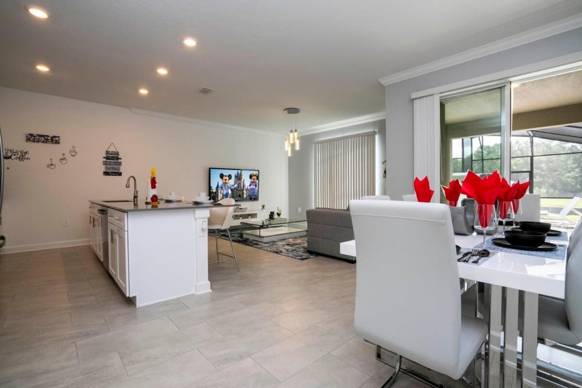 Gorgeous 4 Bedroom W Screened Pool Close To Disney 2653 Kissimmee Bagian luar foto